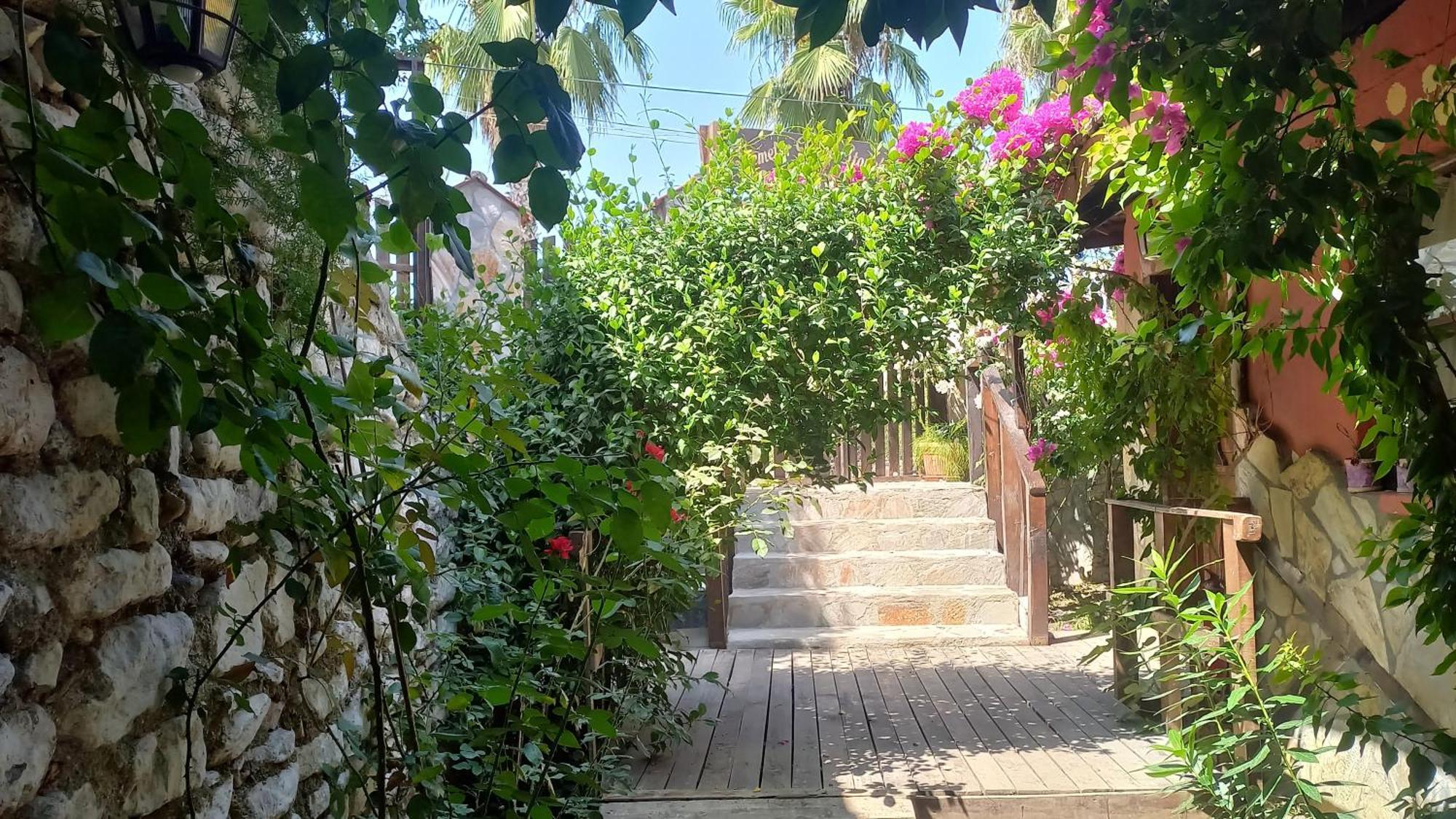 דירות אנטליה Demeter Rose Stonehouse Pansion מראה חיצוני תמונה